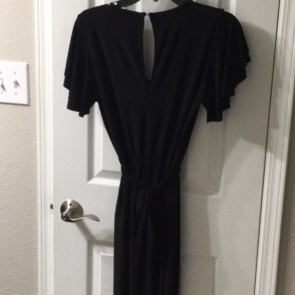 Black jumpsuit with ruffle sleeves - Picture 4 of 4